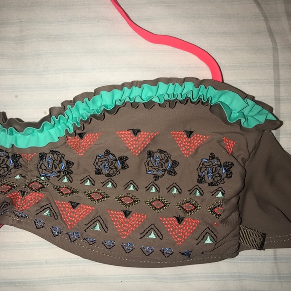 SWIM TOP - Picture 2 of 4